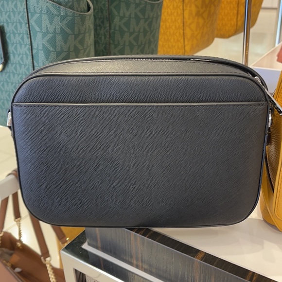 Michael Kors Jet Set Item Large East West Zip Chain Black Crossbody Bag - Picture 4 of 5